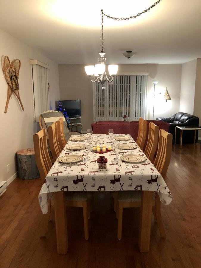 Le Chalet De Claude, Au Pied Des Monts-Valin Saint-David-de-Falardeau Zewnętrze zdjęcie